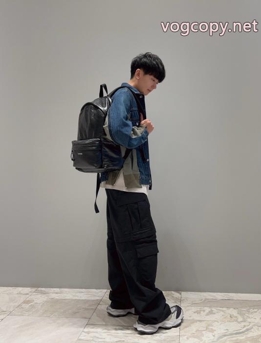 バッグBALENCIAGA激安 ブランド 通販人気専門店 オススメ新作商品 必要な一品_0_3