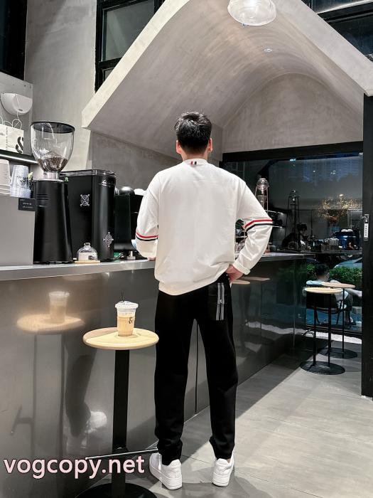 プラダ激安大特価 肌触りがとても良い 販路限定モデルズボンブランド コピー 優良店_0_1