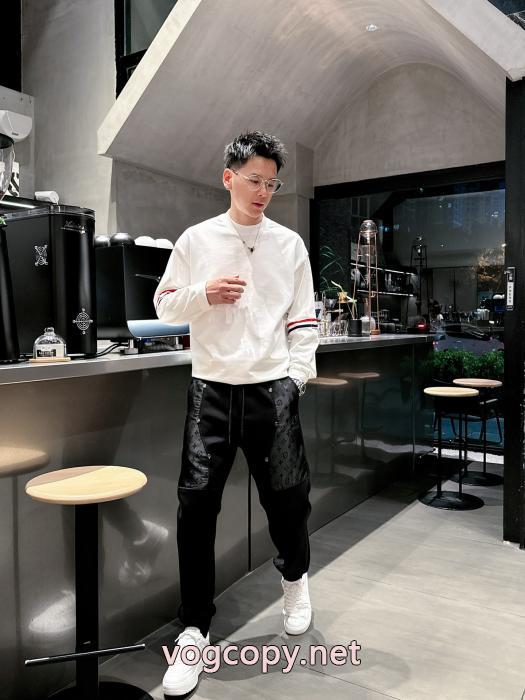 LOUIS VUITTONスーパー コピー 通販最新超人気 無敵アイテム トレンド感満点にズボン_0_1