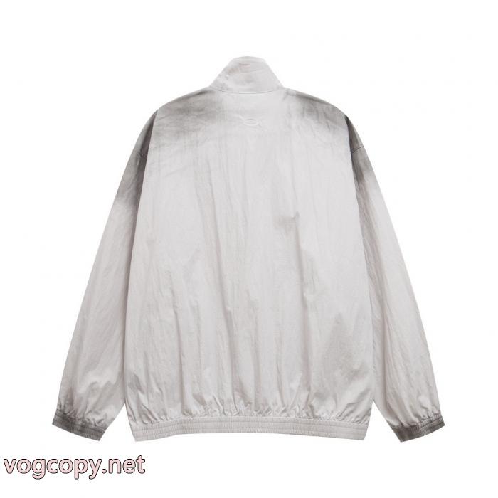 ブランド 品 スーパー コピー海外セレブ定番愛用  最新入荷260%新品 海外セレブ愛用BALENCIAGAコート_0_4