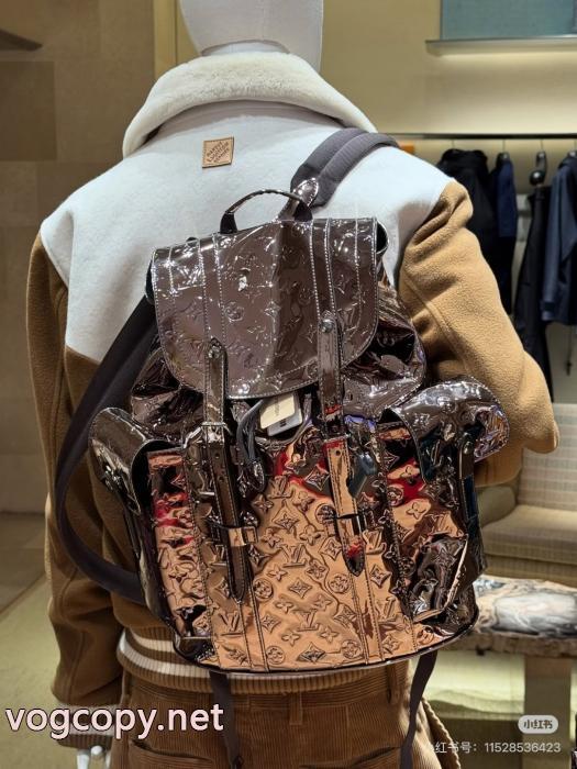 LOUIS VUITTONブランド フェイクジャケット流行フォルム 大人気コラボ商品 数量限定☆2026SS_0_3