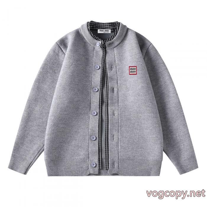 冬のコーデにぴったり VIPセール 格安*出品*新品偽物 通販コートミュウミュウ_0_4