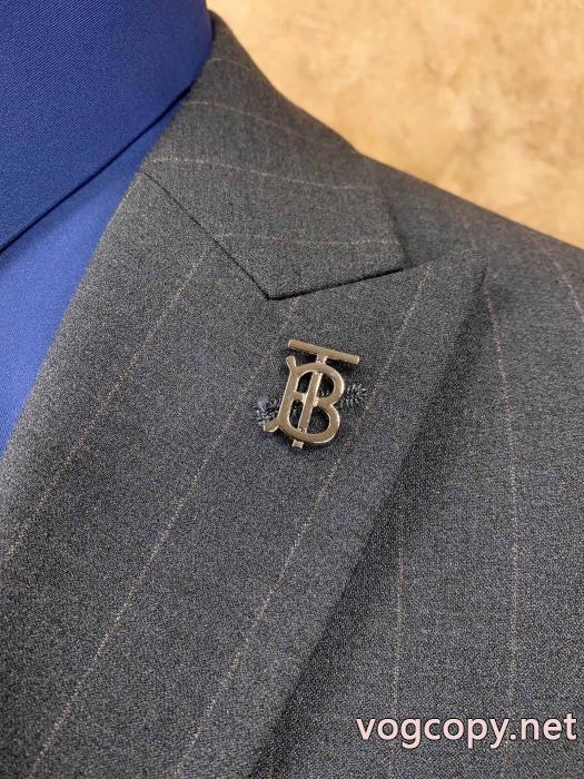 スーパー コピー メンズ新着入荷 軽快に着こなせる 在庫希少スーツBURBERRY.._0_3