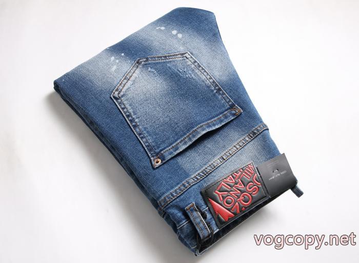 DSQUARED2コピー ブランド 優良完売再入荷   高品質限定アイテム 新作入荷品質保証ジーンズ_0_2