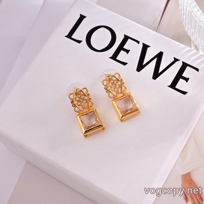 大人シンプルな 限定生産品 ついに登場偽 ブランド 通販耳くぎLOEWE_0_0