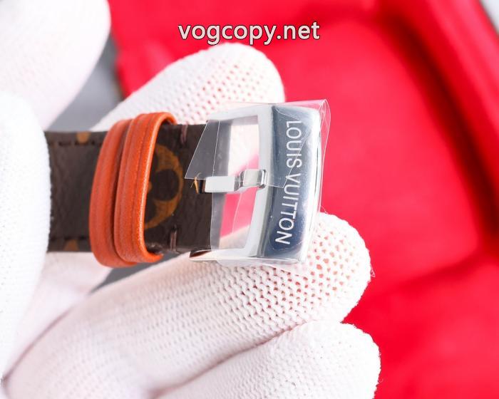 ブランドコピーLOUIS VUITTON&nbsp;&nbsp;&nbsp;&nbsp;時計派手 ：比较华丽的 2026新作/送料込 大人のカジュアルスタイル.._0_3