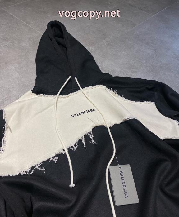 コピー ブランド 通販 安心パーカーBALENCIAGA圧倒的な高級感 SALE 2026 数量限定再入荷_0_3
