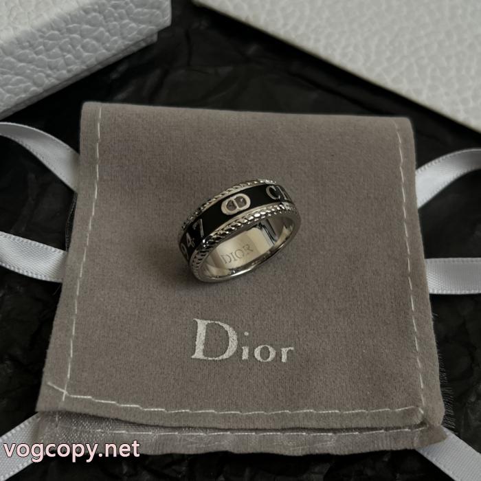 偽 ブランド上級者の風格漂う 優れたデザイン 雑誌掲載アイテム 指輪Dior_0_0