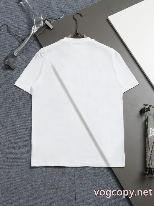 2026冬のトレンド 安心の品質いい 清涼感あるカジュアルブランド スーパー コピーTシャツLOEWE_0_3