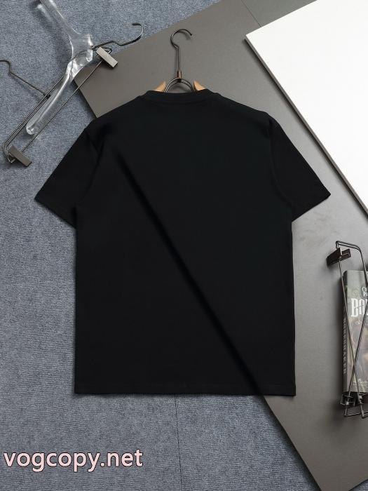 2026冬のトレンド 安心の品質いい 清涼感あるカジュアルブランド スーパー コピーTシャツLOEWE_0_5