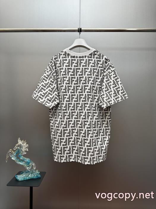 Tシャツコピー ブランド 優良オトナの余裕 人気セール大人気 高級感演出FENDI_0_1