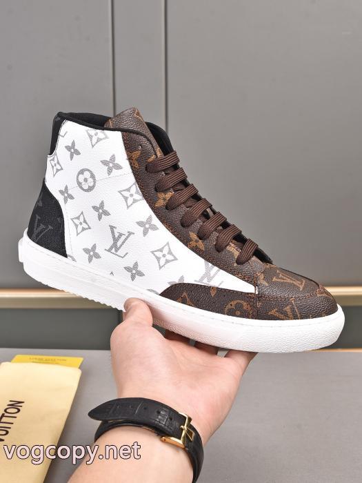 LOUIS VUITTONブランド 品 激安 通販スニーカーオーバーサイズ 根強い人気定番商品 輝く高級感満点_0_3