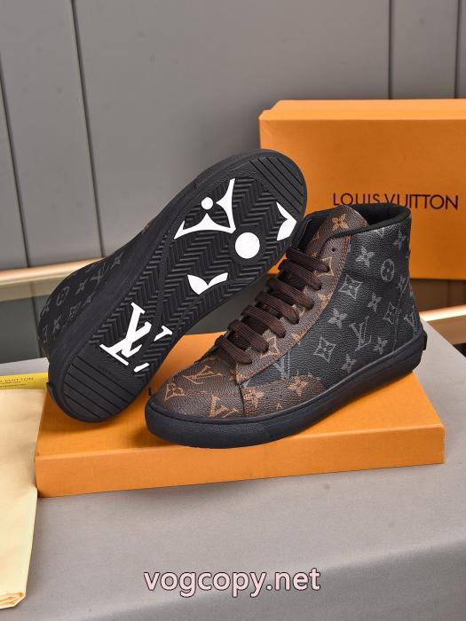 LOUIS VUITTONブランド 品 激安 通販スニーカーオーバーサイズ 根強い人気定番商品 輝く高級感満点_0_5