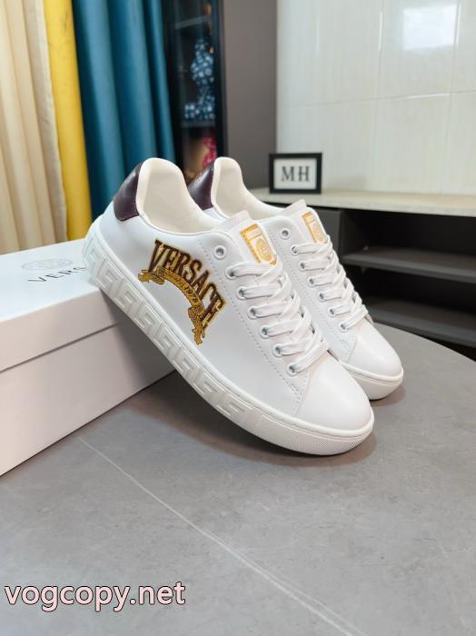 色気のあるスタイルに仕上げ 高品質 最新ルックスニーカースーパー コピー 通販 優良VERSACE_0_3
