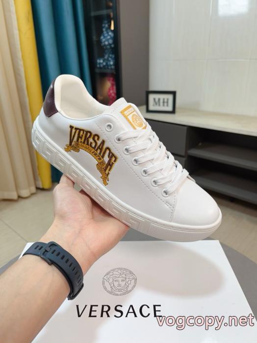 色気のあるスタイルに仕上げ 高品質 最新ルックスニーカースーパー コピー 通販 優良VERSACE_0_5