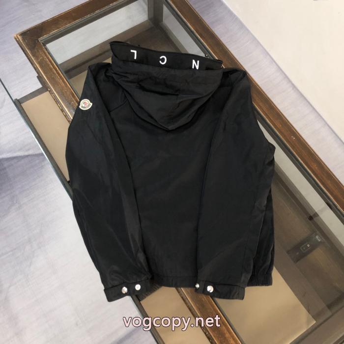 MONCLERジャケット手元在庫限り 新品入荷 新鋭ブランドコピー 品 販売_0_1