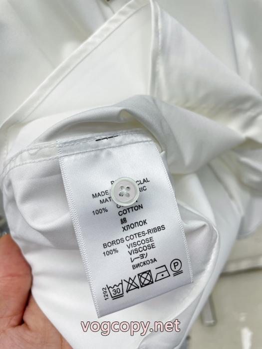 偽物 通販最安値お買い得 機能性もオシャレさも抜群 安いの原因にBALMAINシャツ.._0_2