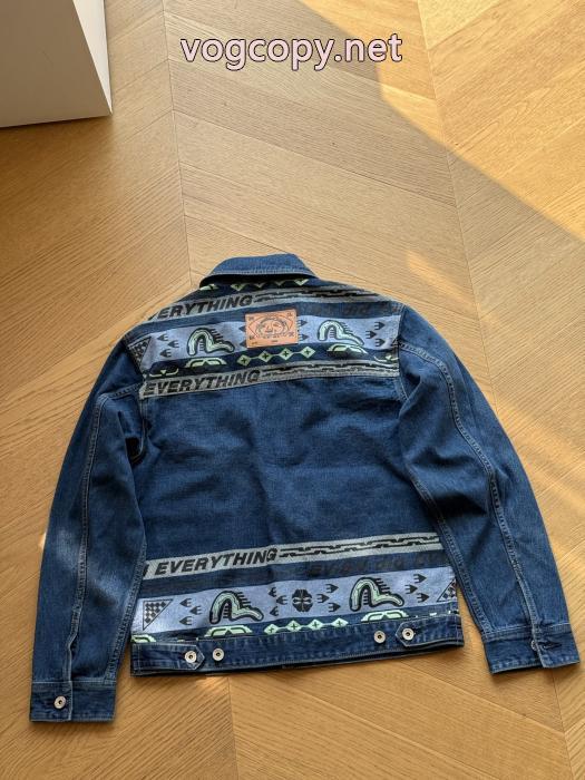 コピー 品 販売コート話題となる人気品 履き心地 大人の余裕が漂うEVISU_0_3