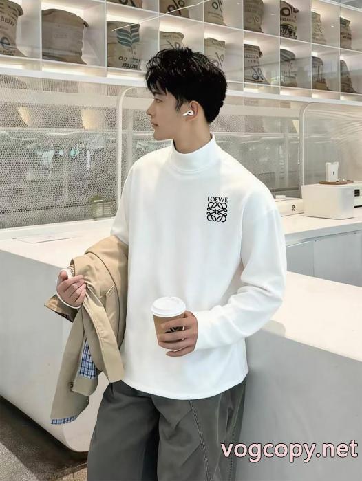 希少入荷 2026秋冬用 大人かっこいい激安 ブランド 通販長袖のTシャツLOEWE_0_3