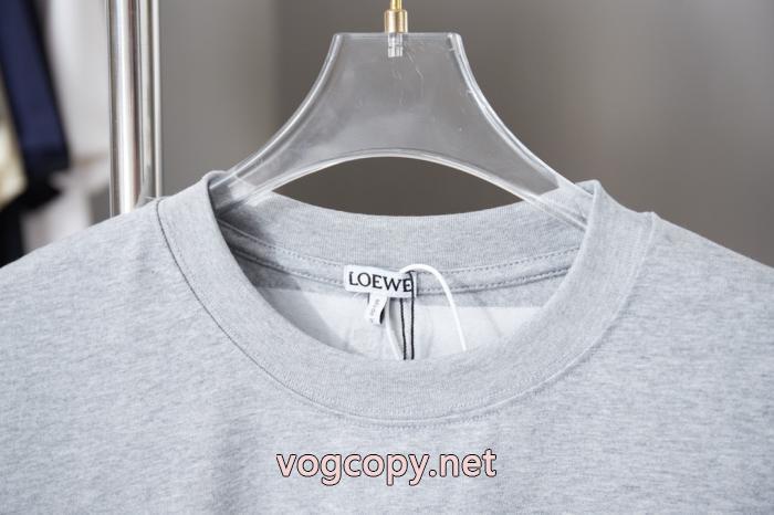 TシャツLOUIS VUITTONブランド 偽物爆発的人気再入荷 日常使い 幅広いシーン_0_3