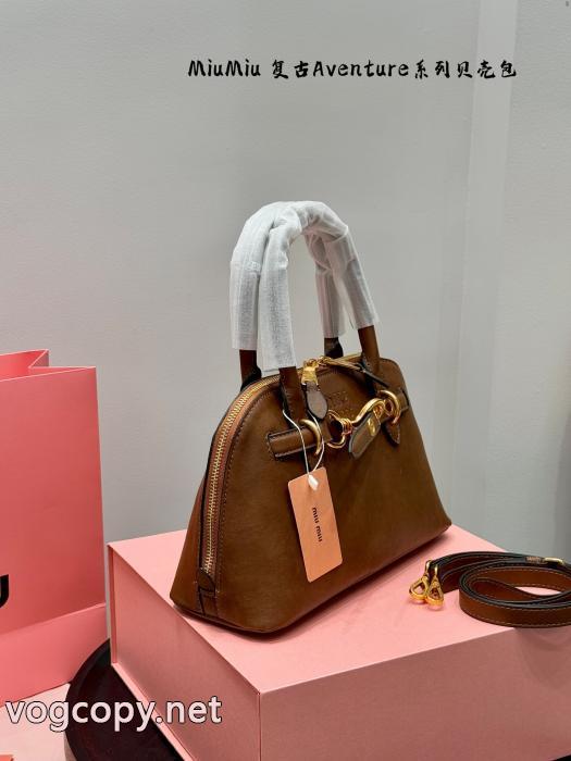 バッグブランド 偽物定番人気のカラー 26秋冬最新モデル TOPセラー賞受賞！MIUMIU_0_4