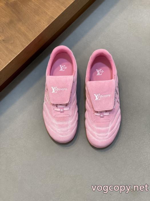 ブランド 偽物 通販復古風 セレブ愛用 嬉しいポイント&nbsp;&nbsp;&nbsp;&nbsp;スニーカーLOUIS VUITTON.._0_0