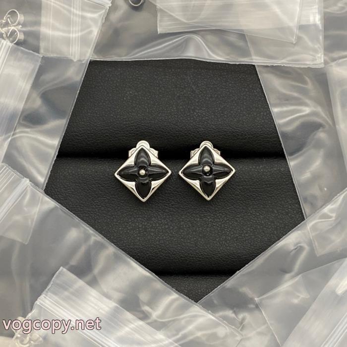 2026秋冬の必須アイテム とってもお洒落 安定した質感偽物 ブランド 販売&nbsp;&nbsp;&nbsp;&nbsp;アクセサリーLOUIS VUITTON.._0_1