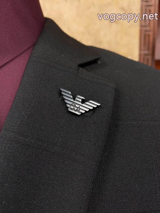 偽物 ブランド 販売秋冬トレンド ランキング1位入賞 秋冬のコーディネートに欠せないARMANI&nbsp;&nbsp;&nbsp;&nbsp;スーツ.._0_1