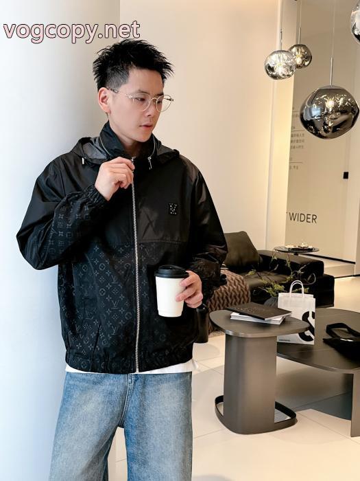 数量限定特売品 2026aw 注目を集めるLOUIS VUITTONジャケットブランド スニーカー 激安_1_0