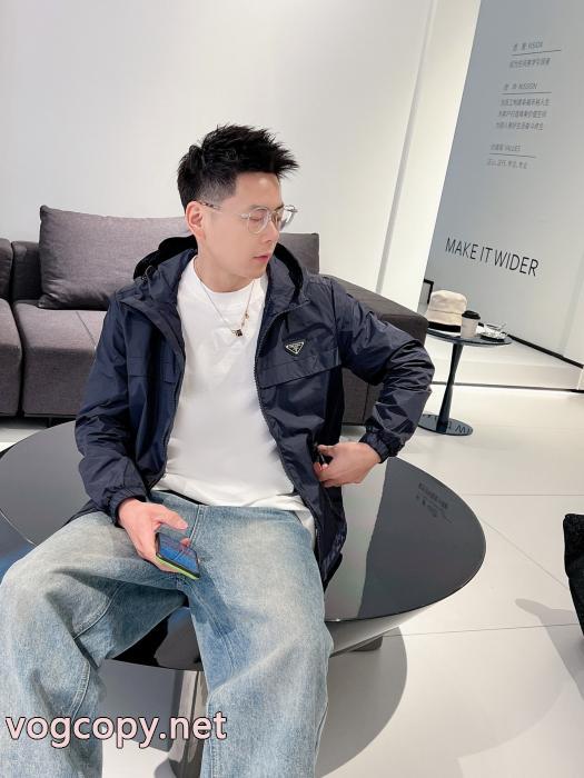 数量限定本物保証 デザイン性抜群 値下げPRADAジャケットブランド 通販_0_3
