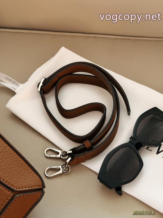 LOEWEバッグブランド アクセサリー 激安海外販売開始 安い激安人気新作 抜け感を出す_0_4