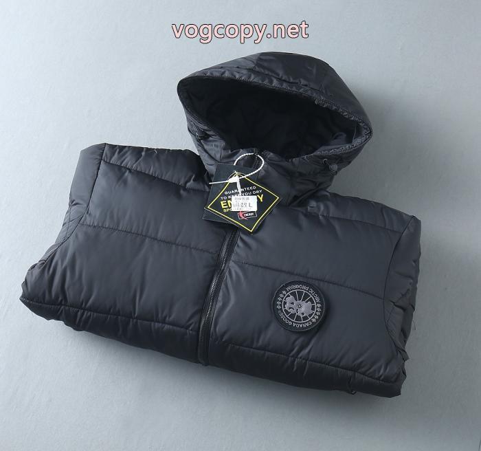 ブランド コピー 着払いCanada Goose 超目玉 大好評 定番人気商品ダウンジャケット_0_1