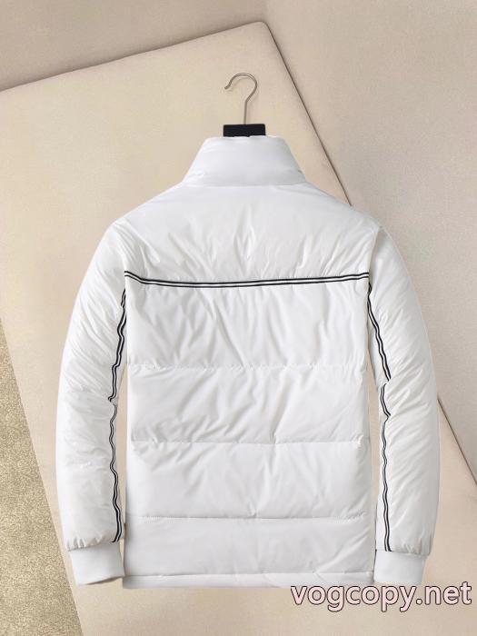 ブランド コピー 優良店超大特価 日本未入荷 海外限定モデル 新作MONCLERダウンジャケット_0_1