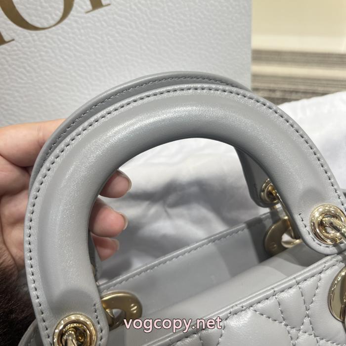 シーンで活躍する 新作入荷定番 飽きの来ないブランド 偽物Dior&nbsp;バッグ._0_5