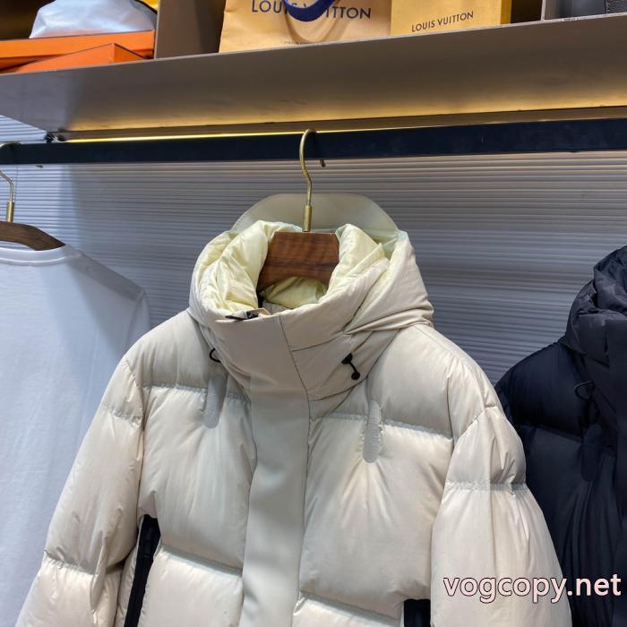 超人気でめちゃかわいい 高級感ある 完売次第終了早い者勝ち&nbsp;&nbsp;&nbsp;&nbsp;ダウンジャケットコピー 品 ブランドARMANI._0_2