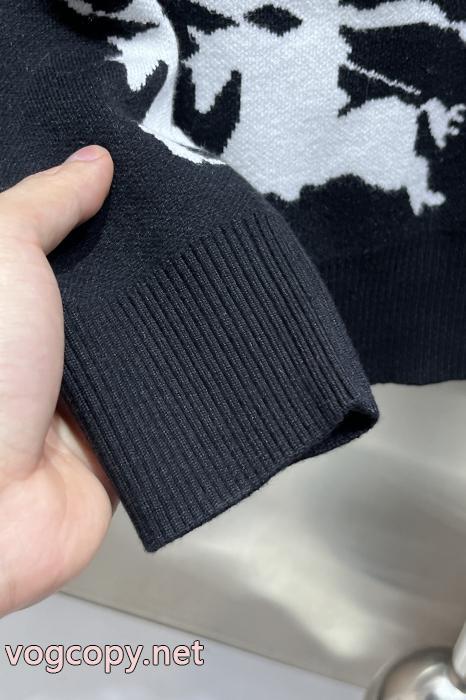 セールで破格 大変人気 即対応BURBERRYセーターのコートコピー ブランド 販売_0_3