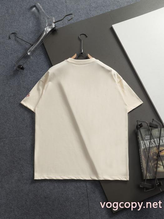 Tシャツ2026年秋冬新作 待望の再販売 完売必須MONCLERブランド アクセサリー 激安_0_1