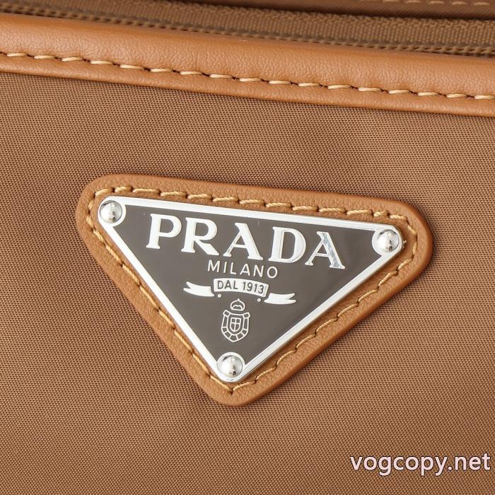 バッグブランド フェイク入手困難！  世の流行に左右されないデザイン 個性派さんPRADA._0_5