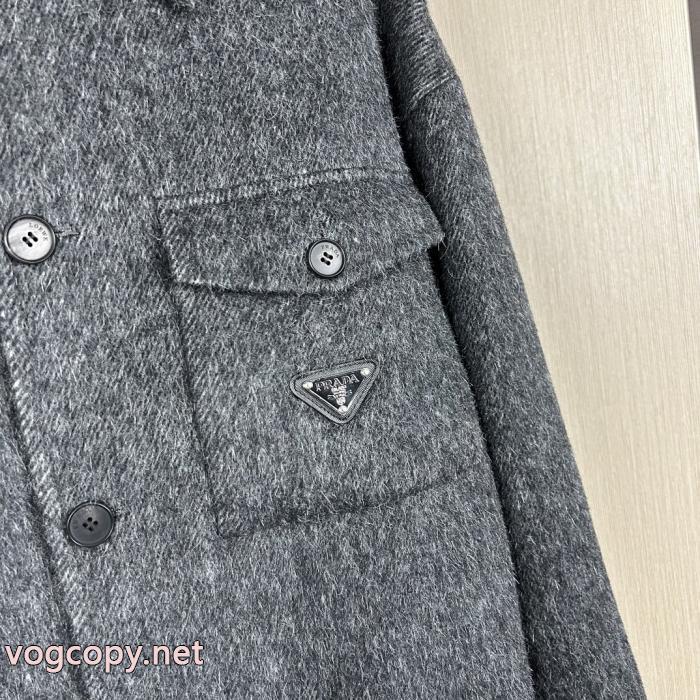 偽 ブランド 購入上品に冬っぽさを感じる 人気チャーム 人気セールHOTPRADAコート._0_2