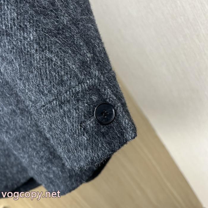 偽 ブランド 購入上品に冬っぽさを感じる 人気チャーム 人気セールHOTPRADAコート._0_4
