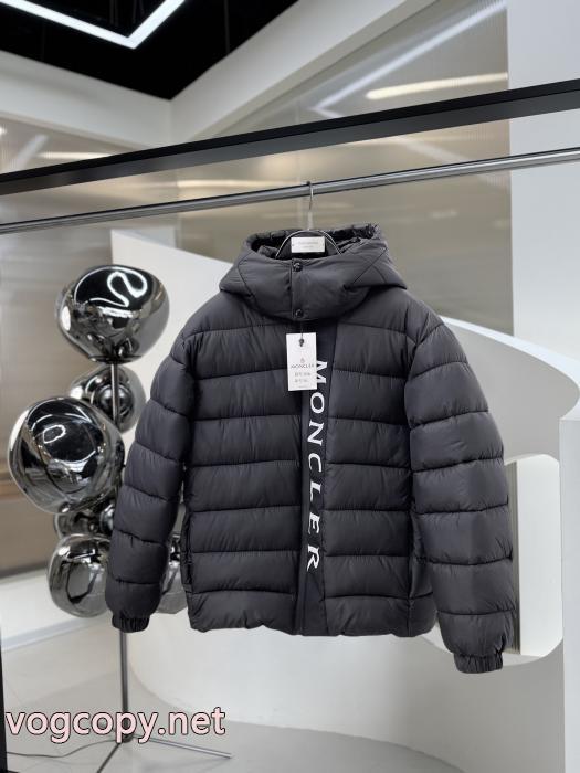 ブランド アクセサリー 激安MONCLER幅広いシーン 圧倒的な高級感 クール印象ダウンジャケット_0_4