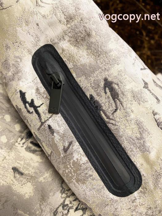 Dior良好な材質 お気に入りの上品 即日対応ブランド 品 激安 通販&nbsp;&nbsp;&nbsp;&nbsp;ダウンジャケット.._0_2