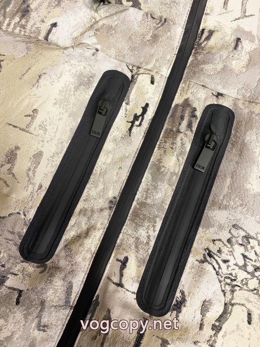 Dior良好な材質 お気に入りの上品 即日対応ブランド 品 激安 通販&nbsp;&nbsp;&nbsp;&nbsp;ダウンジャケット.._0_4
