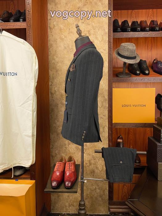 クリスマスプレゼントにも 不動の人気商品 指輪コピー ブランド 通販&nbsp;&nbsp;&nbsp;&nbsp;スーツLOUIS VUITTON.._0_1