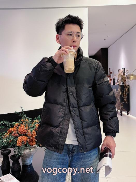 ダウンジャケット特価価格 累積売上額第1位獲得 新商品!MONCLERコピー 商品 販売_0_4