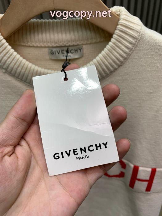 GIVENCHYコピー 品 販売新作商品人気セール 入手困難 永遠の定番セーター_0_1
