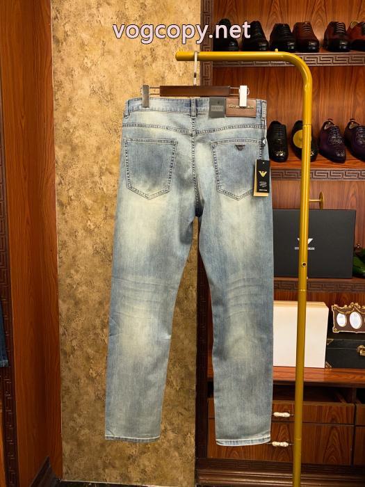 ジーンズARMANIコピー 通販綺麗に決まるフォルム！ 海外輸入 新価格で登場._0_4