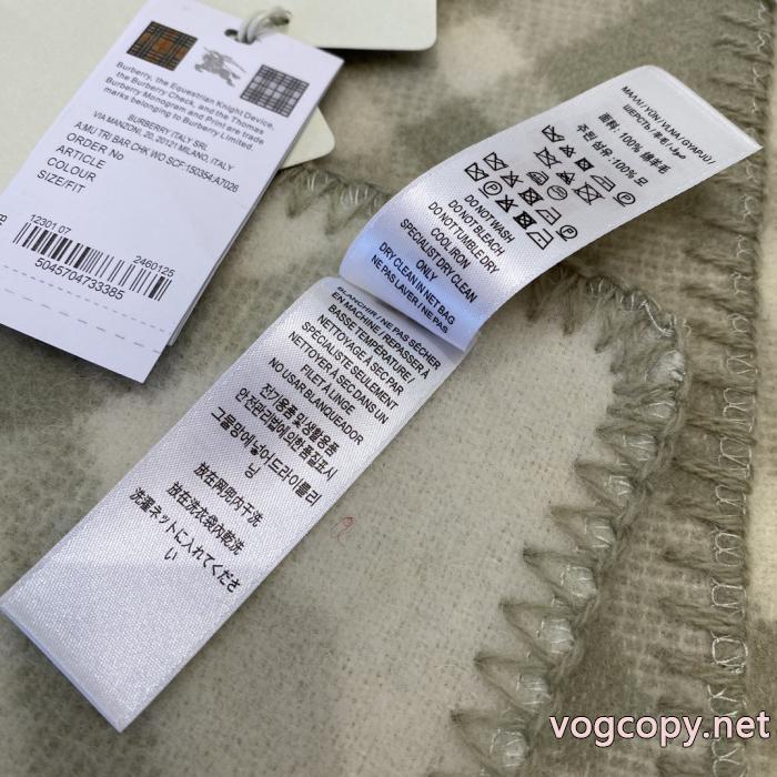 BURBERRY2026年秋限定 永遠の定番 毎日大活躍  コスパ最強マフラーコピー 商品 ブランド._0_3
