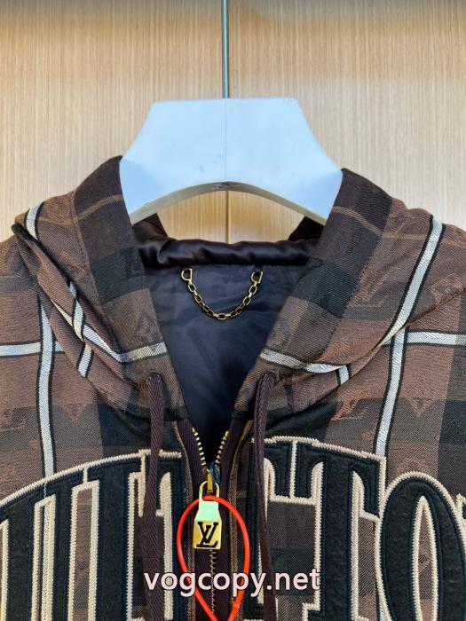 LOUIS VUITTONスーパー コピージャケット個性的な素材感も魅力 ショルダートートバッグ 最安値挑戦中_0_1