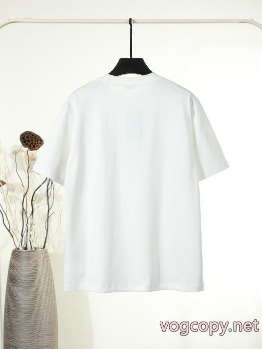 バーバリー激安 通販 ブランドTシャツ絶対オススメ 毎年大人気！2026 最新作入荷_0_3